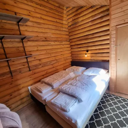 Finse Woning Op De Tulpenweide