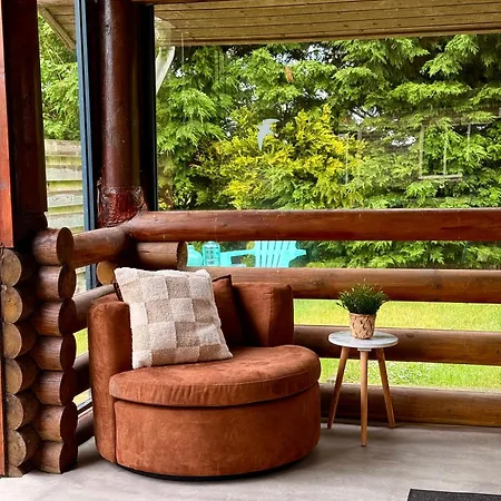 Finse Woning Op De Tulpenweide