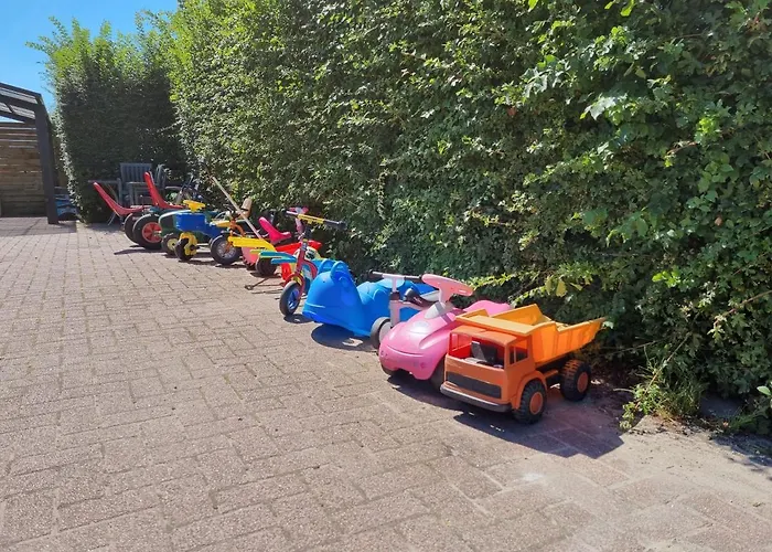 Finse Woning Op De Tulpenweide * 브리잔드