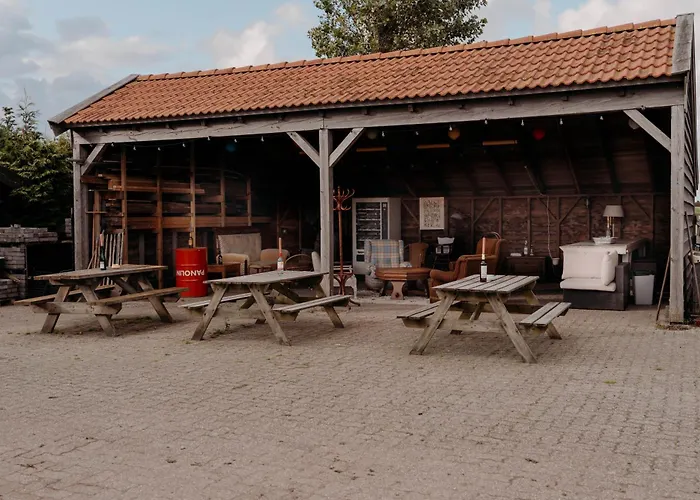 Finse Woning Op De Tulpenweide 펜션 브리잔드