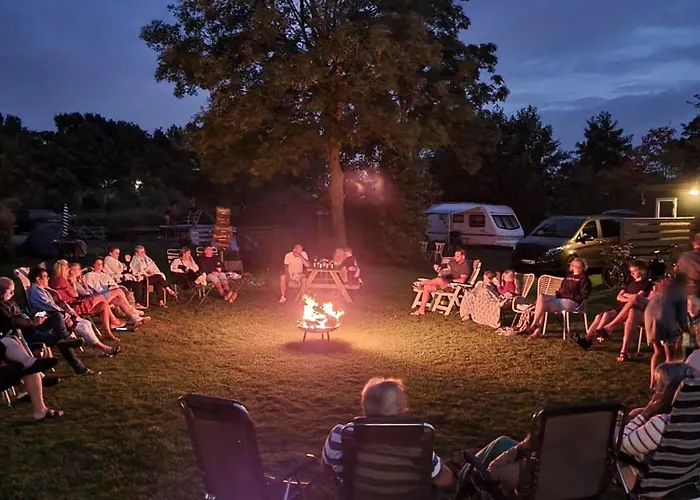 Finse Woning Op De Tulpenweide 펜션