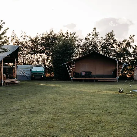 Finse Woning Op De Tulpenweide Breezand